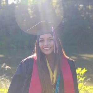 Meet your Posher, Elva